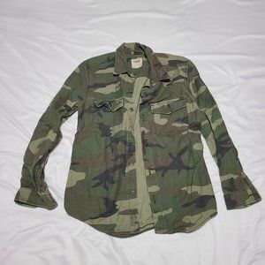Aritzia - TNA Camo Shirt Jacket